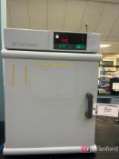 Fisher Scientific Isotemp 637D Incubator;