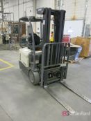 Crown 36 Volt Electric 3000 Lb Cap Forklift