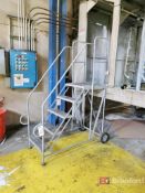 Uline 5-Step Rolling Staircase