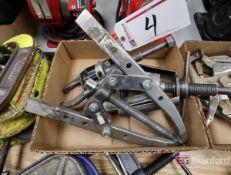 Lot of Gear Pullers