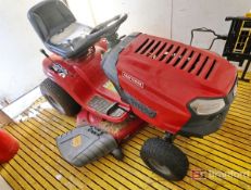 Craftsman Mdl. 247.203744 19HP 4-Stroke Lawn Tractor