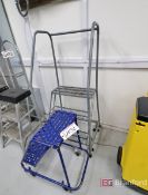 (2) 3' Stock Ladders