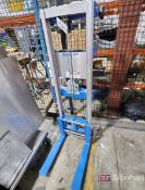 Genie Lift 400lb. Capacity Hand Crank Die Lift Truck