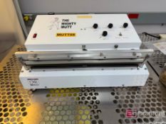 Impak Mighty Mutt Impulse Bag Sealer; Model: MRV-18V