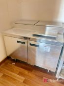 Delfield Stainless Steel Commercial Refrigerated Sandwich/Salad Prep Table