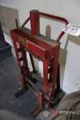 Skarnes Model 10472 Rol-A-Lift, 2,000-lb. Capacity