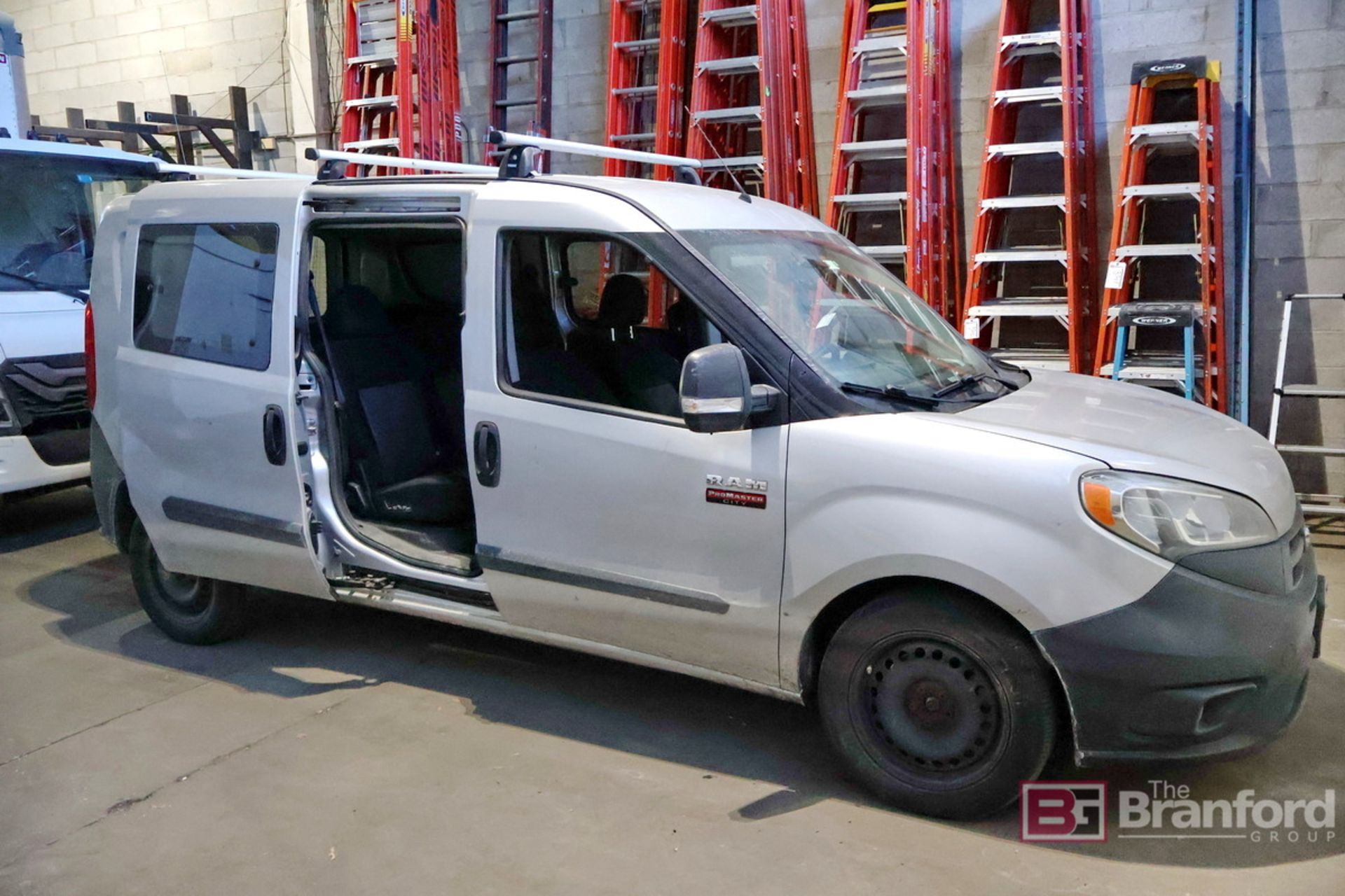 2014 Dodge ProMaster City Cargo Van - Image 2 of 11