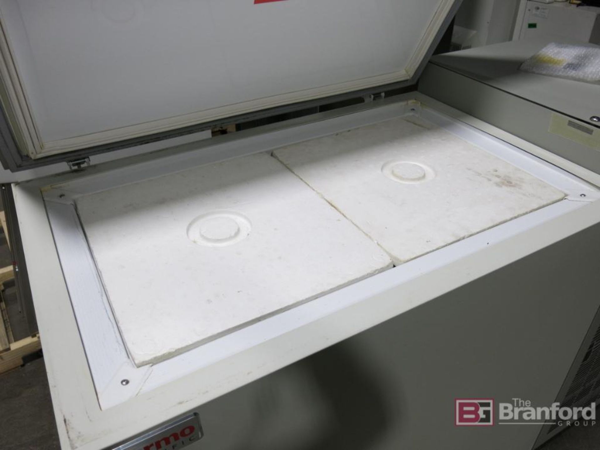 Thermo Scientific Model ULT 10140-9-D18 Chest Freezer - Image 6 of 6