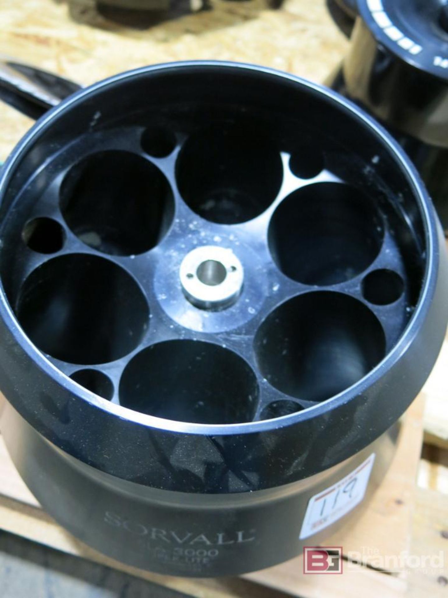Sorvall SLA3000 6 x 500ml Rotor 12,000-RPM Max. - Image 3 of 3