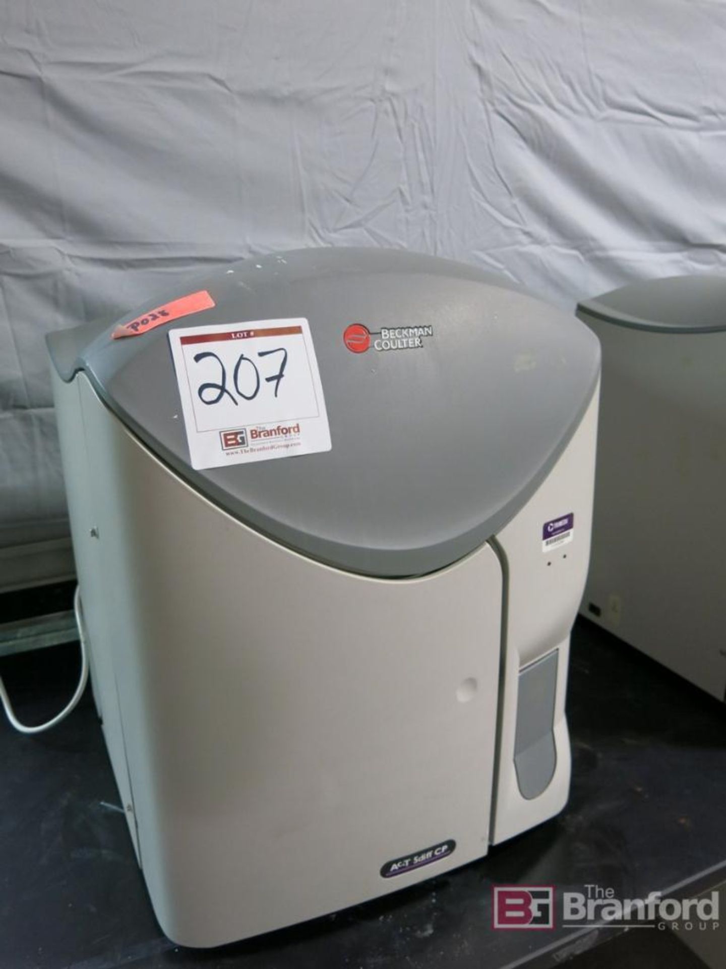 Beckman Coulter AC-T 5 Diff CP Hematology Analyzer - Image 2 of 8