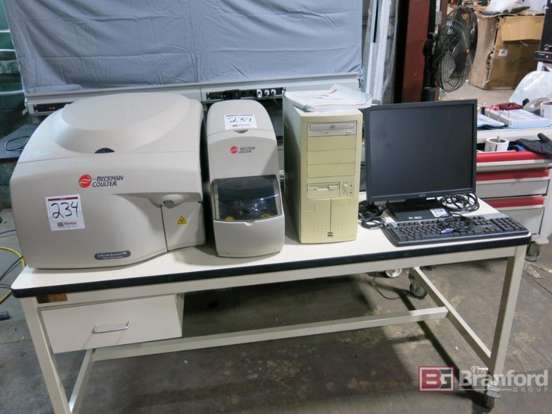 Beckman Coulter Cell Lab Quanta SC Flow Cytometer System