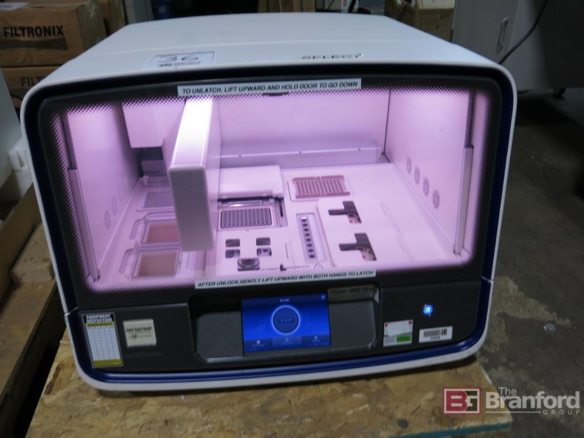Life Technologies Ion Torrent Proton Semi-Conductor Sequencer - Image 3 of 6