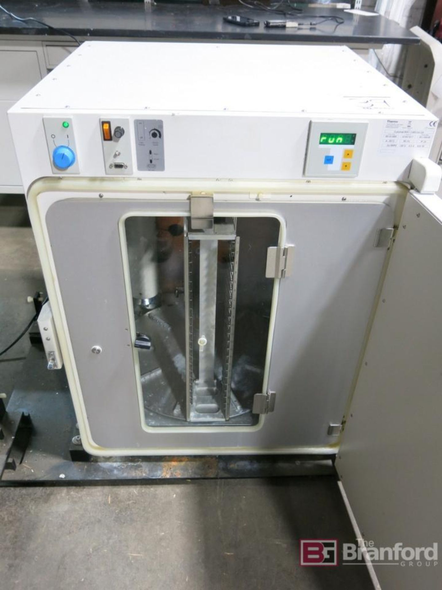 Thermo Scientific Cytomat 6001 C450.hH.02 Automated Incubator - Image 5 of 6