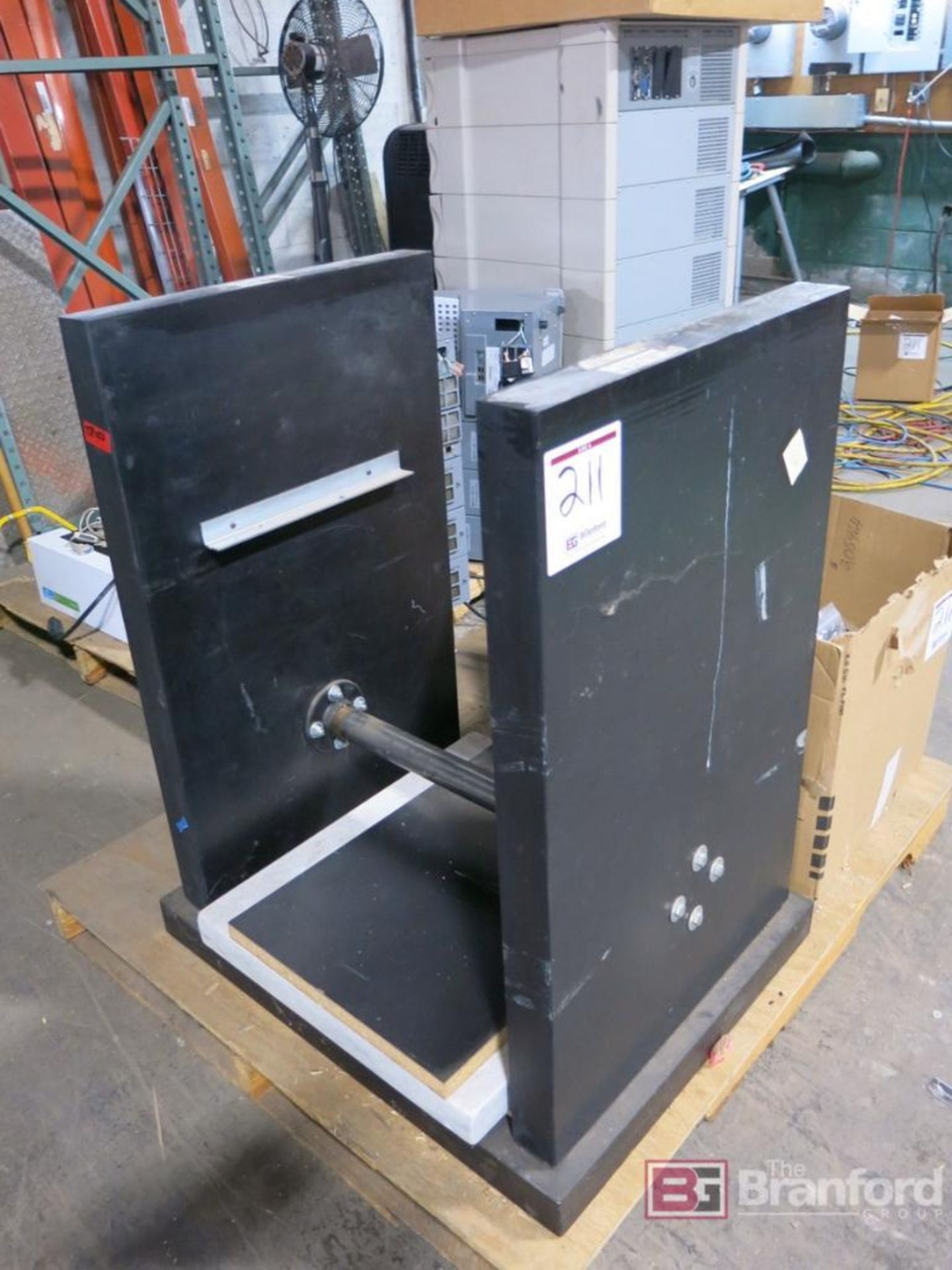 VTI Model SGA-100 Symmetric Vapor Sorption Analyzer/Gravimetric Vapor Sorption Analyzer - Image 8 of 20