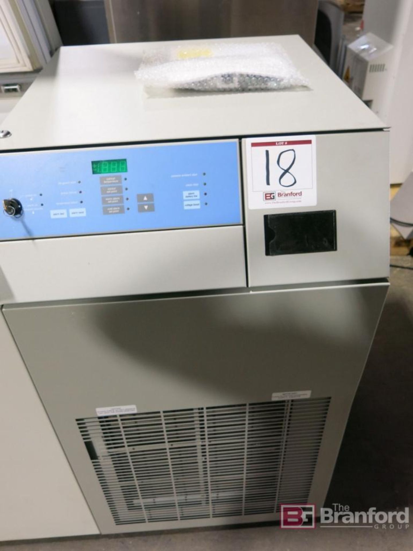 Thermo Scientific Model ULT 10140-9-D18 Chest Freezer - Image 3 of 6