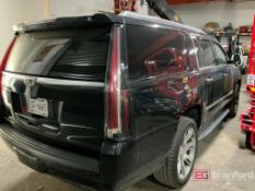 Cadillac Model Escalade ESV Luxury, SUV (2018)