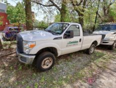 Ford F350 Standard Cab 8' Bed Pickup Truck (2014)
