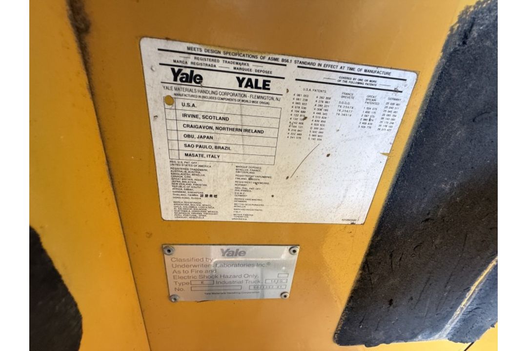 Yale Lift Truck - Image 6 of 11
