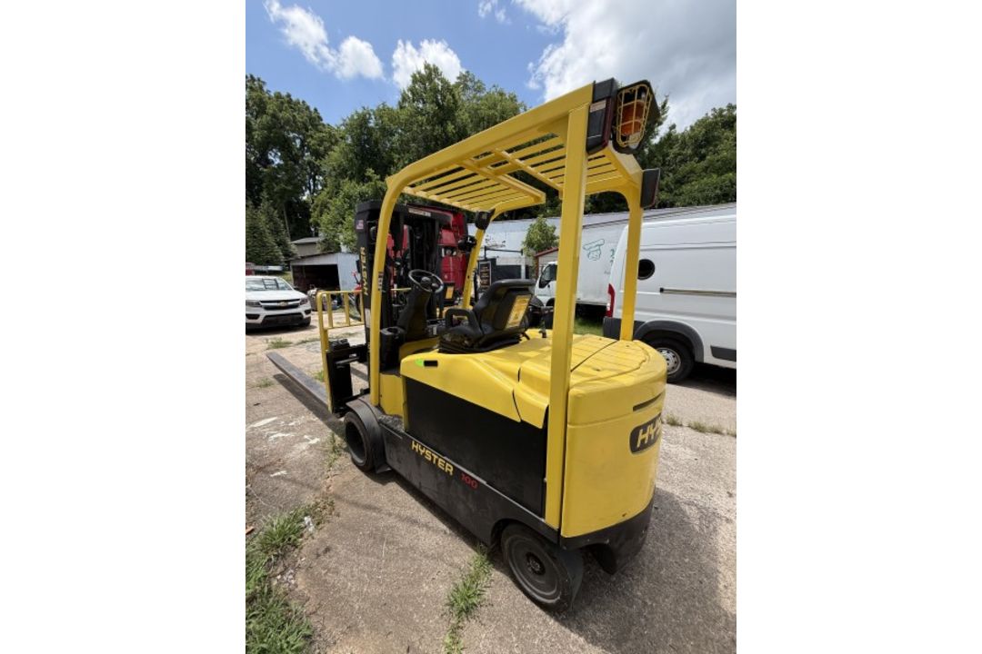 Hyster E100XN 10000lb Lift Truck with 6,651 Hours - Image 9 of 20