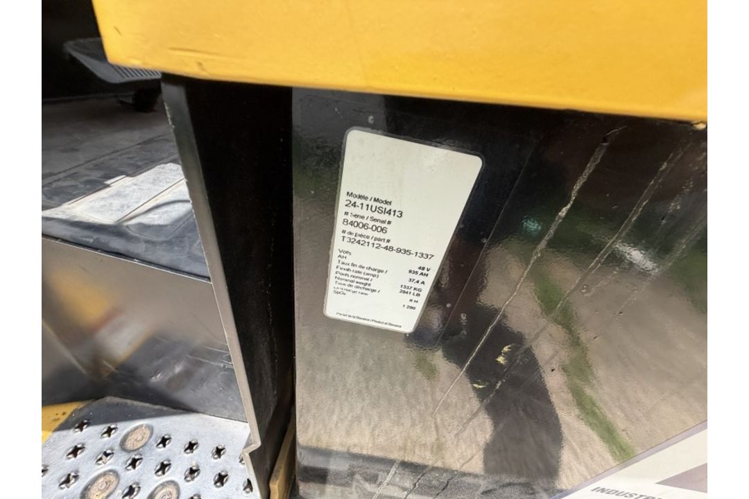 Yale Forklift with 6,234 Hours M: ECR050VGN48TE085 - Image 15 of 20