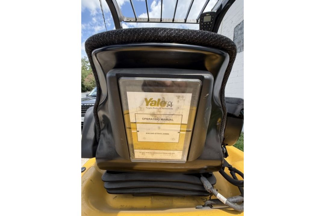 Yale Forklift with 5,267 Hours M: ERC050VGN48TE085 Yale Forklift with 5,267 Hours M: ERC050VGN48T... - Image 12 of 21