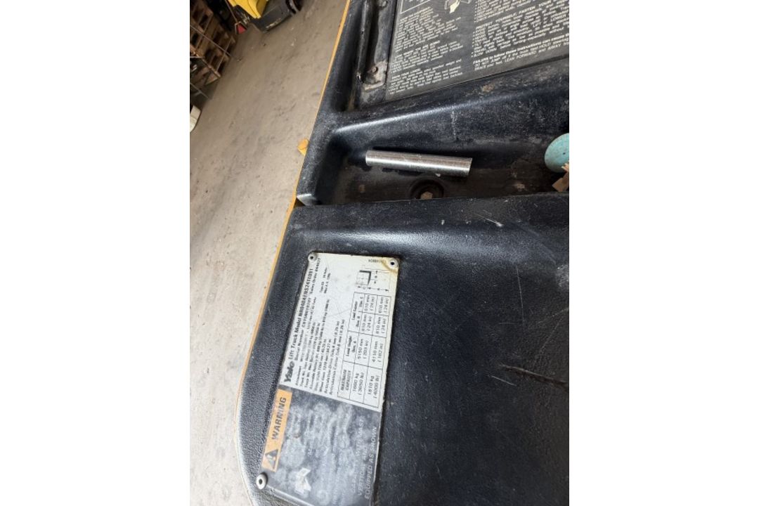 Yale Lift Truck - Image 4 of 11
