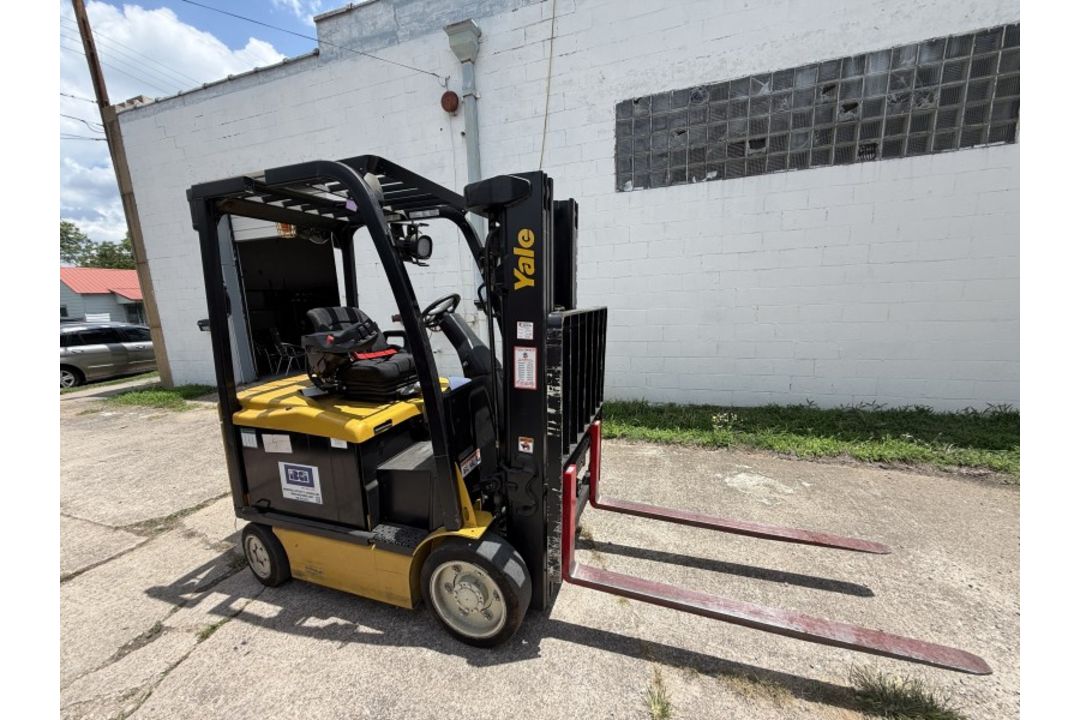 Yale Forklift with 6,234 Hours M: ECR050VGN48TE085 - Image 8 of 20