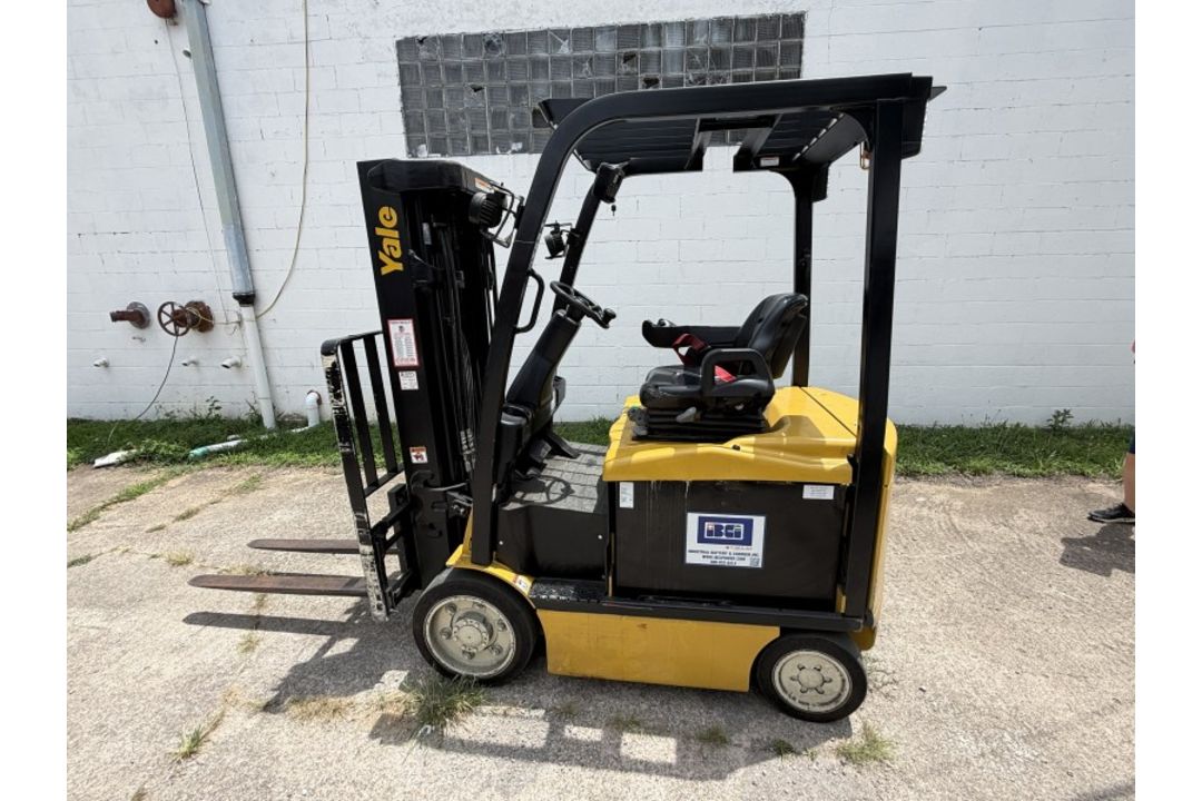 Yale Forklift with 5,615 Hours M: ERC050VGN48TE085 - Image 2 of 21