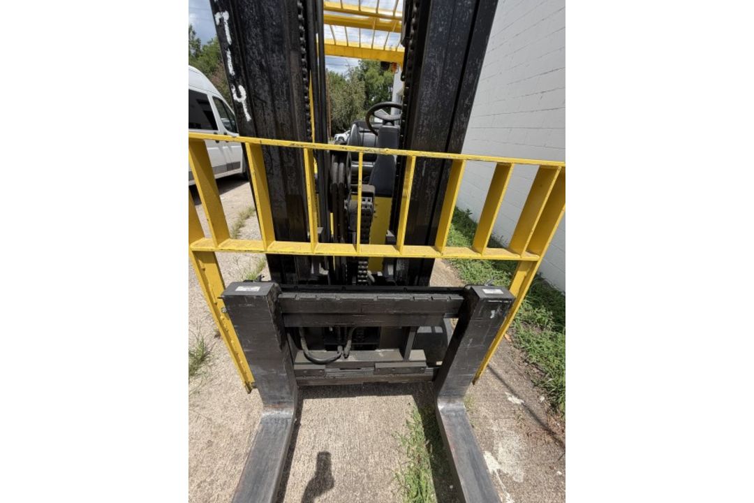 Hyster E100XN 10000lb Lift Truck with 6,651 Hours - Image 13 of 20