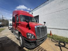 2014 Freightliner Cascadia Sleeper 6x4 , VIN: 1FUJGLDV9ELFW0589 Pickup In Yanceyville, NC 27379