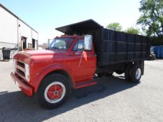 Chevrolet Dump Truck, VIN CE637F108896, 32,952 Miles