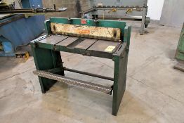 Tennsmith Model 36 16-Gauge Mild Steel Capacity Manual Foot-Squaring Shear, s/n 190; 36" Max Cut