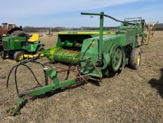 John Deere 328 Square Baler