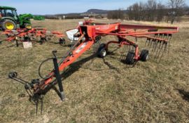 Kuhn GA 4120 TH Master Drive Rotary Hay Rake