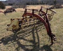 New Holland 256 Side Delivery Hay Rake