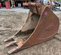 Geith 30" Excavator Bucket