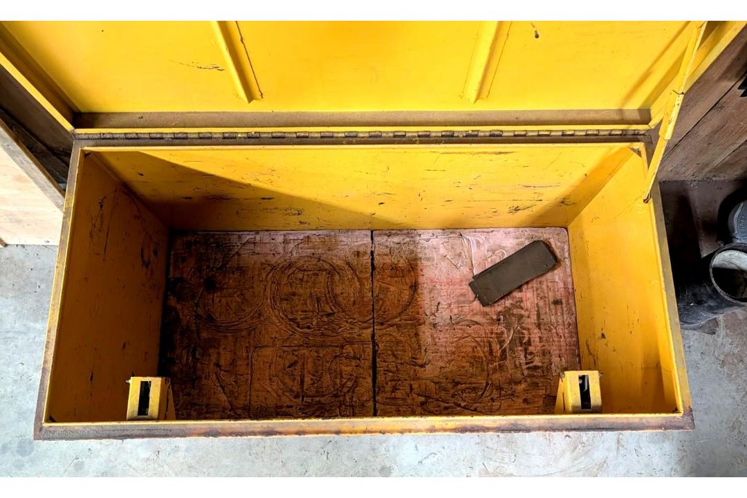 Husky Steel Job Box - Image 6 of 7