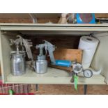 (2) Spray Guns and Air Regulator