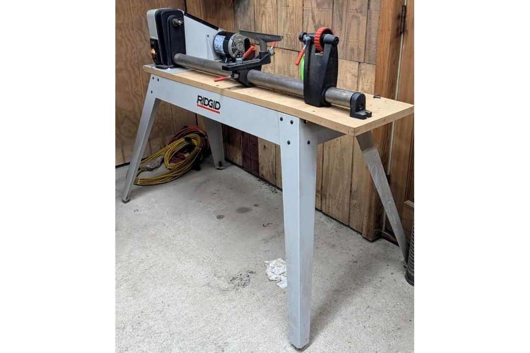 Rigid Wood Lathe - Image 1 of 8