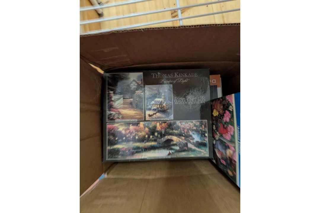 Remaining Contents of Upstairs Closet - Image 14 of 14