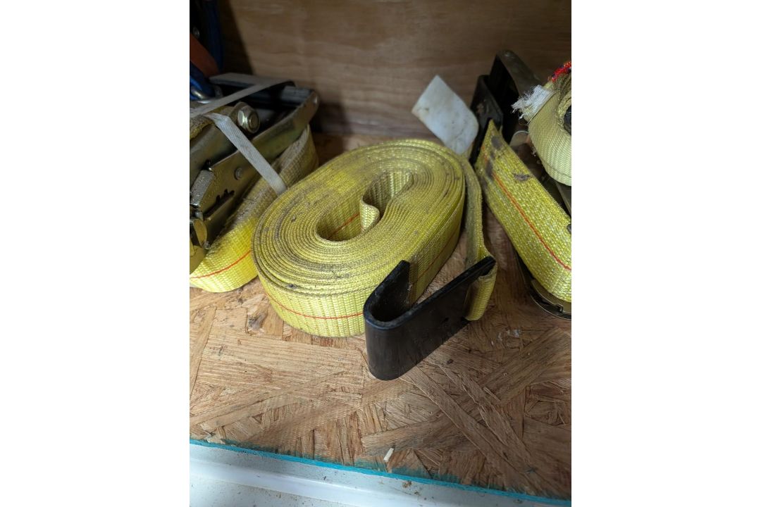 (8+/-) Assorted Size Ratchet Straps and Box of Bungee Cords - Image 5 of 8