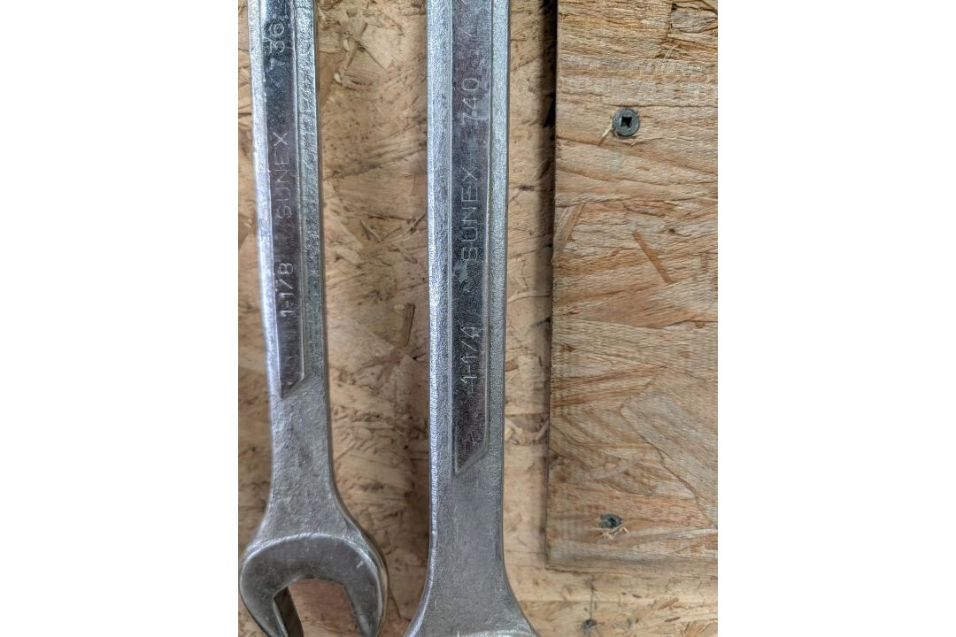 SAE and Metric Combination Wrenches - Image 2 of 4