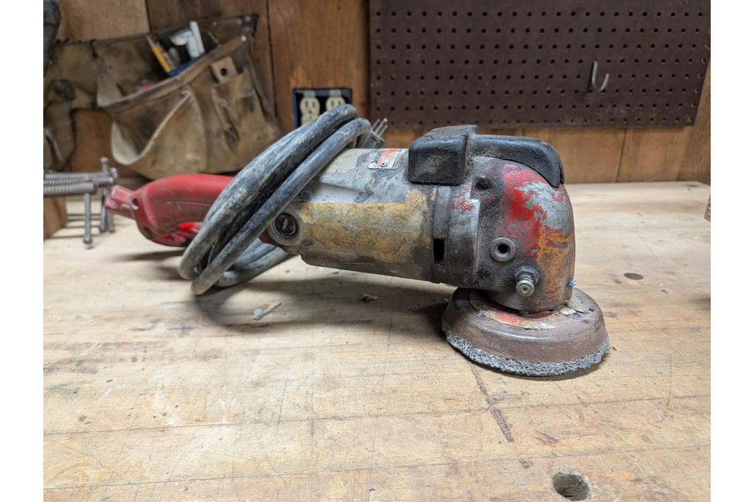 Milwaukee Heavy Duty Angle Grinder/Sander - Image 3 of 11