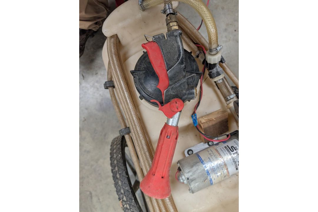 Northstar Wheeled Pressurized Chemical Sprayer - Image 8 of 8