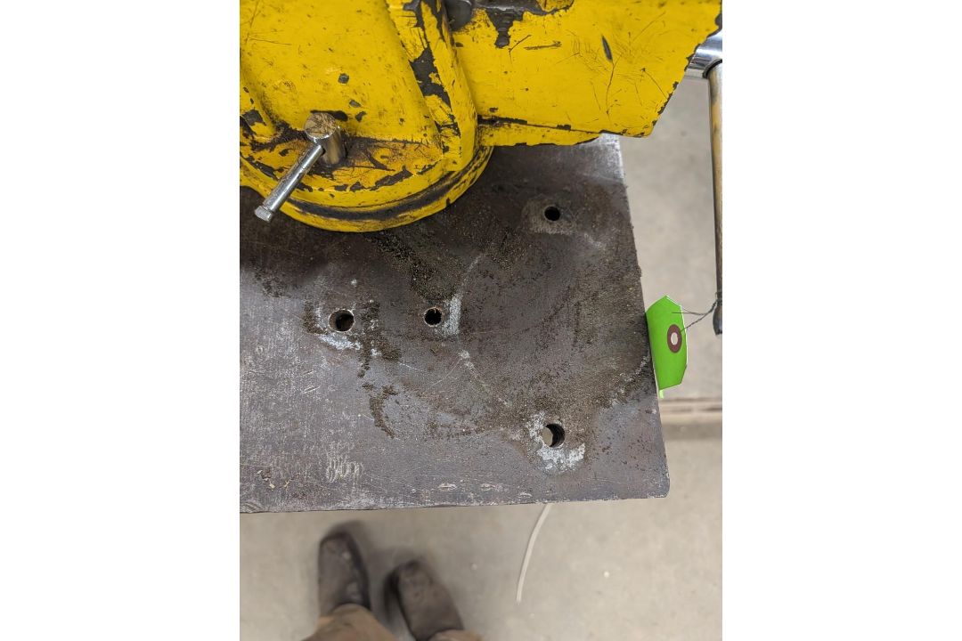 4 3/4" Swiveling Bench Vise w/ Cabinet & Contents - Image 16 of 16