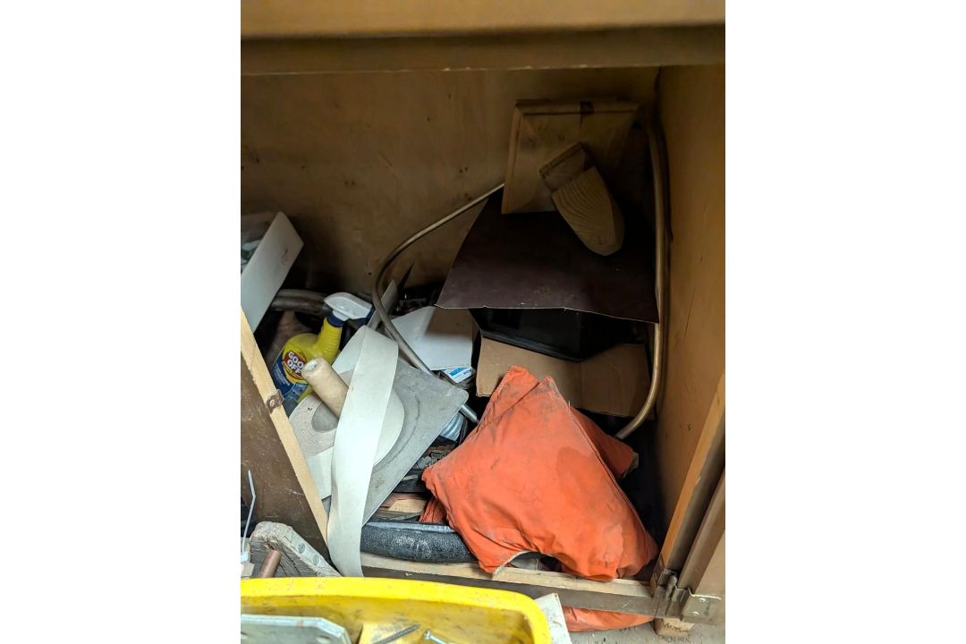 Large Lot of Fasteners, Tool Boxes, etc - Image 9 of 10