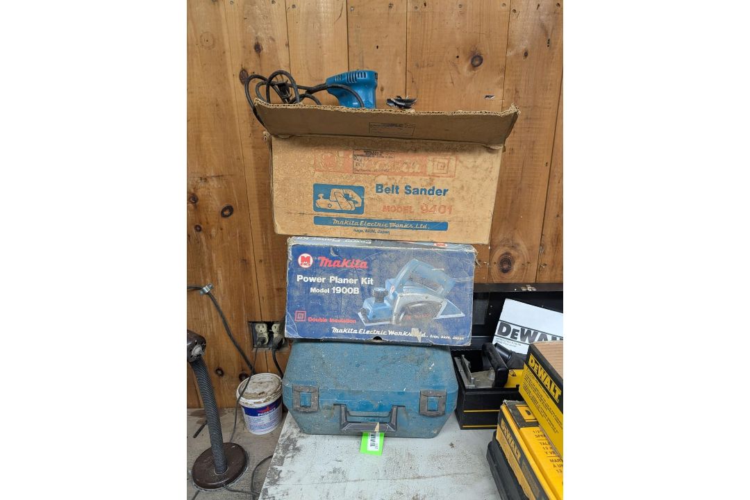 (4) Corded Makita Tool Lot - Image 1 of 14