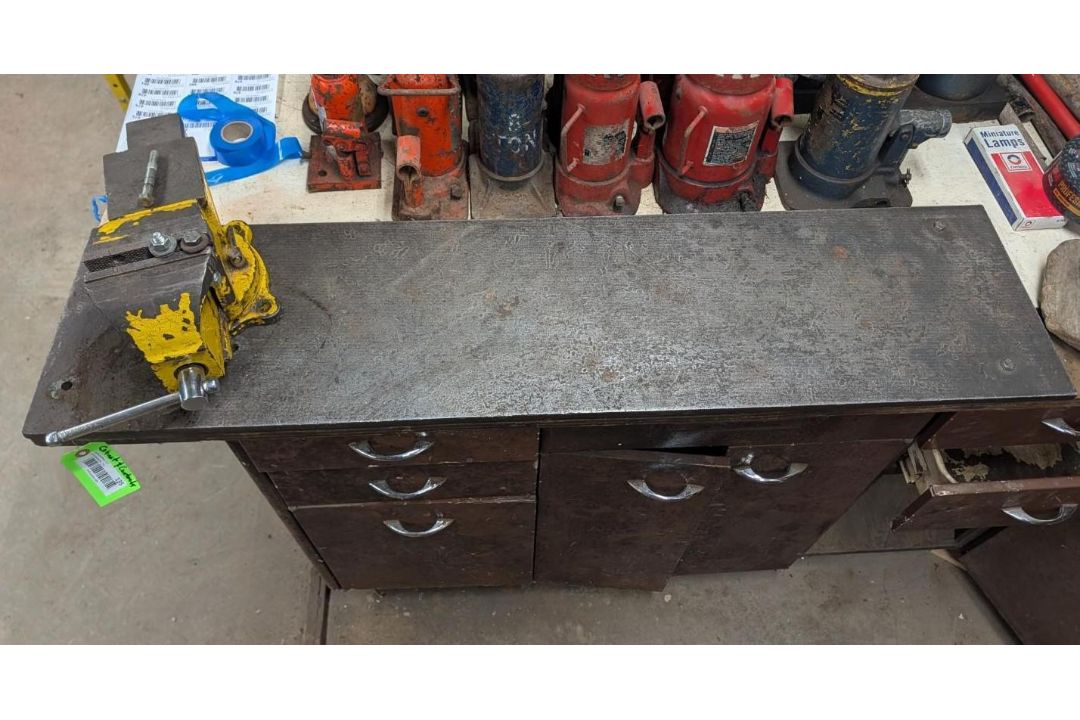 4 3/4" Swiveling Bench Vise w/ Cabinet & Contents - Image 2 of 16
