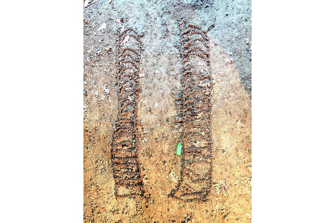 Pair of ATV/Lawn Tractor Chains - Image 1 of 3