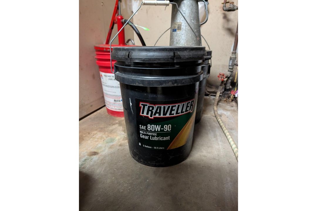 5 Gallon Pail Hand Pump w/ 3 Pails of Assorted Lubricants - Image 4 of 7